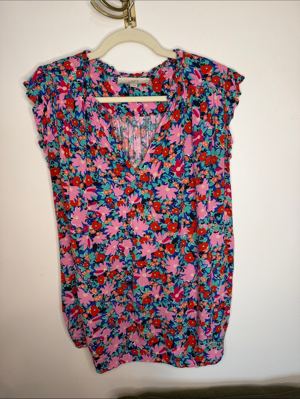 LOFT Pink Red Blue Floral Cap-Sleeve V-Neck Blouse